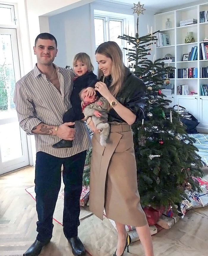 The First Family Portrait Almost Succeeded