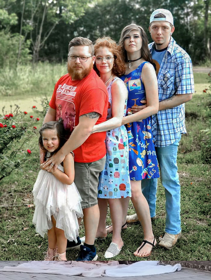 My Ex And I Take Co-Parenting Very Seriously. Doing Goofy Little Photo Shoots Like This To Make Our Daughter Smile Is The Happiest I Have Ever Been. This Is Our Family Photo