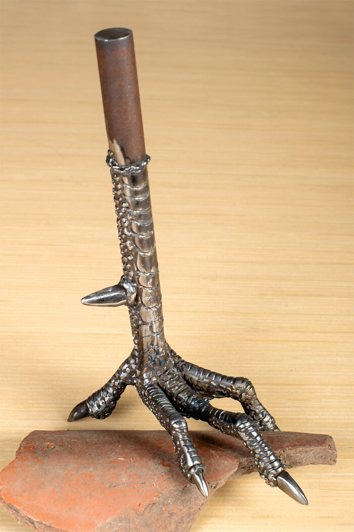 I Spent A Year Making This Life-Sized Peacock Sculpture One Feather At A Time