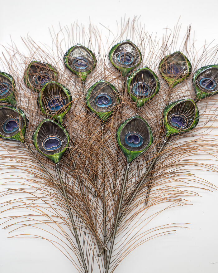 I Spent A Year Making This Life-Sized Peacock Sculpture One Feather At A Time