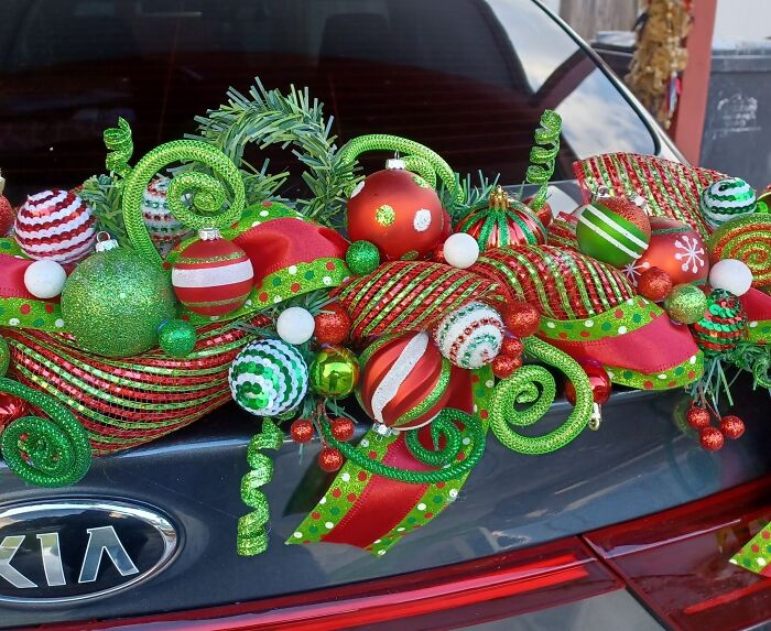 Grinch Inspired Holiday Garland