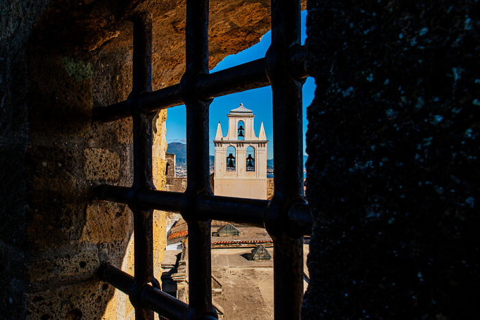 I Spent A Few Days In Naples Capturing Its Colourful Streets, Unique Culture, And Surrounding Islands