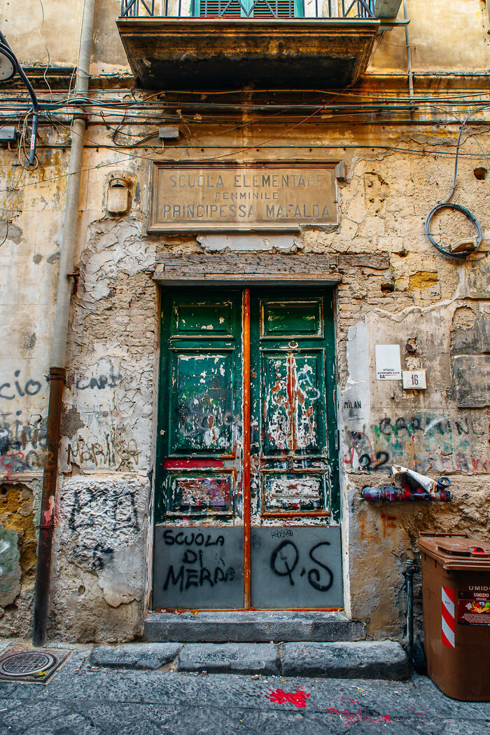 I Spent A Few Days In Naples Capturing Its Colourful Streets, Unique Culture, And Surrounding Islands