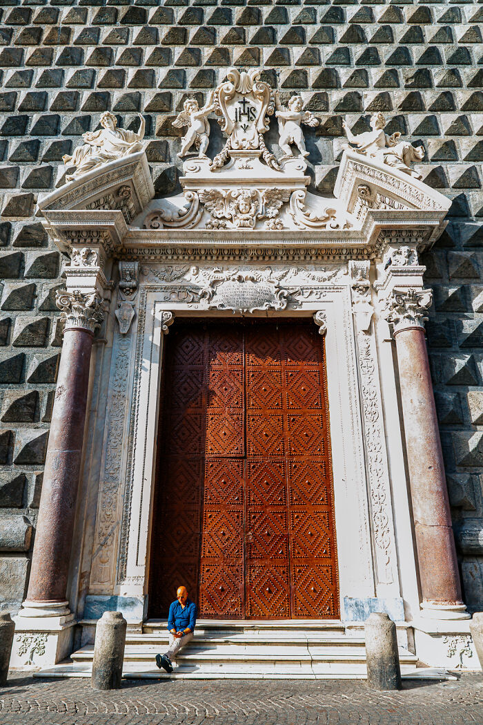 I Spent A Few Days In Naples Capturing Its Colourful Streets, Unique Culture, And Surrounding Islands