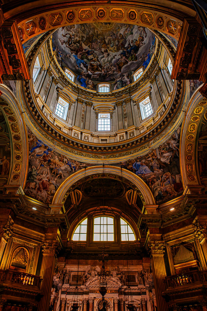 I Spent A Few Days In Naples Capturing Its Colourful Streets, Unique Culture, And Surrounding Islands