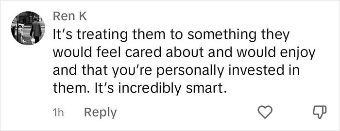 &ldquo;This Is How Sales Work&rdquo;: People Praise Woman Who Takes Clients To The Nail Salon For Business