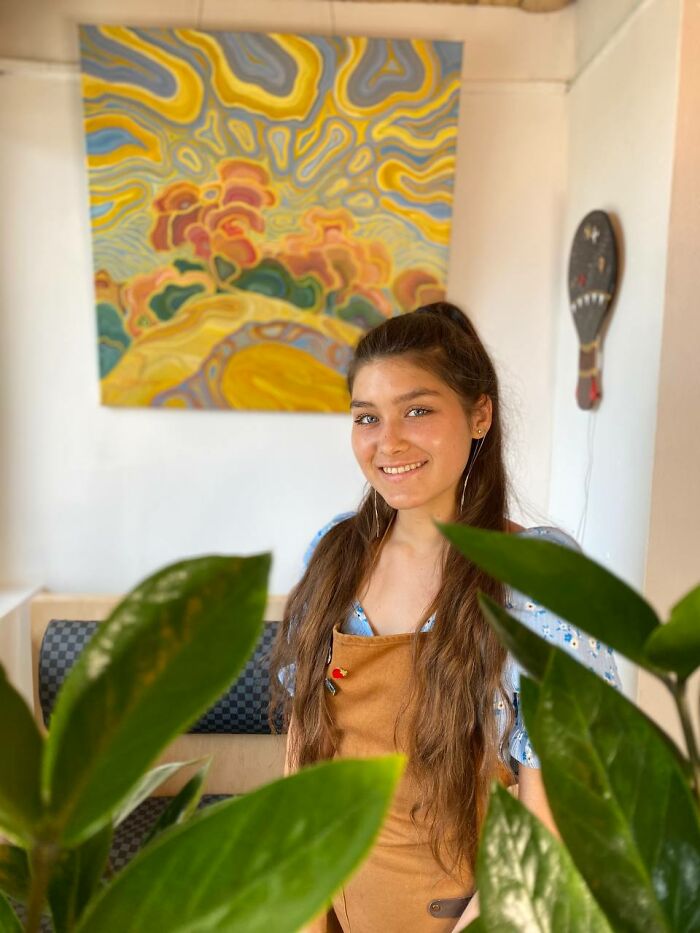 Here's What Artists Paint In The Front-Line Zone