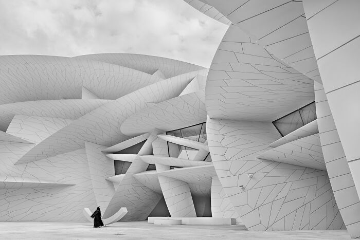 Spaces, Remarkable Reward: 'Desert Rose' Doha (Qatar) - Jean Nouvel By Oscar Rialubin