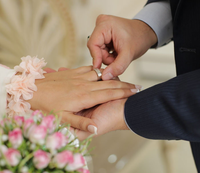 Man Asks If He Was Wrong For Breaking Up With GF Who Accused Him Of Liking &ldquo;Young Girls&rdquo;