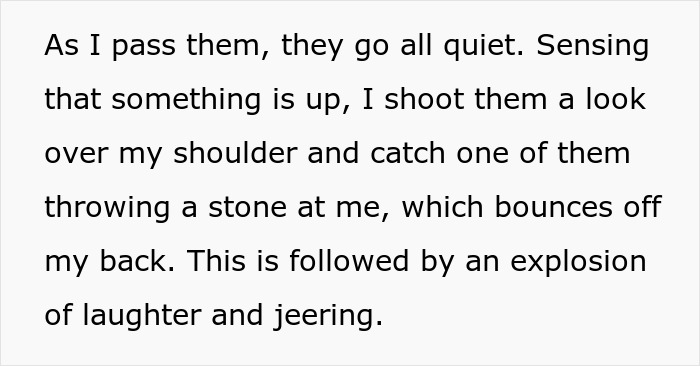 Cyclist Gets Pelted With Stones By Rowdy Kids, Gives Them The Scare Of Their Lives Cyclist Gets Pelted With Stones By Rowdy Kids, Gives Them The Scare Of Their Lives