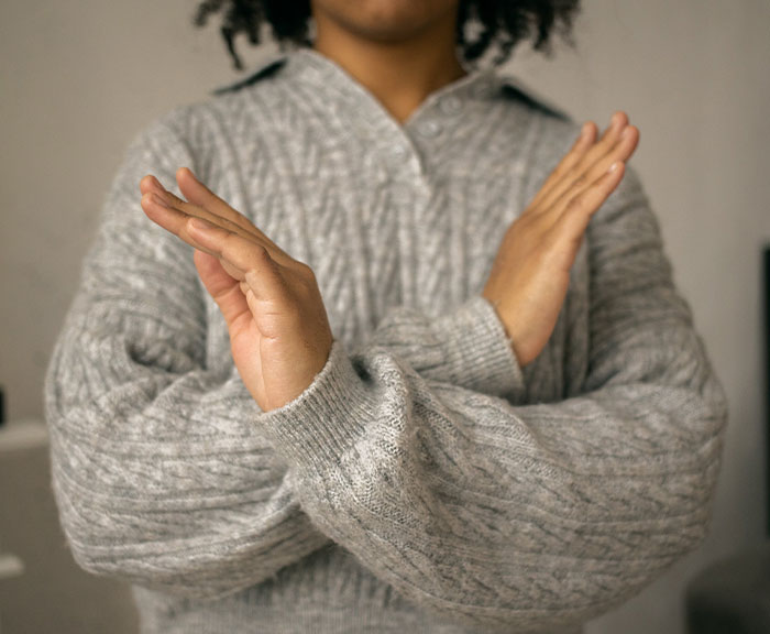 30 Biggest Hoaxes That Some People Still Believe In