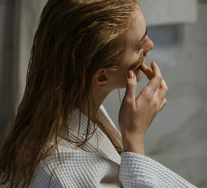 30 Biggest Hoaxes That Some People Still Believe In