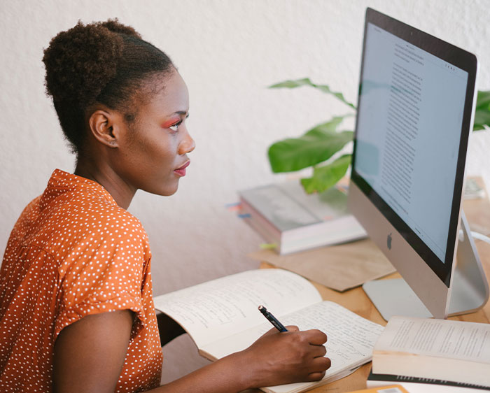 30 Biggest Hoaxes That Some People Still Believe In