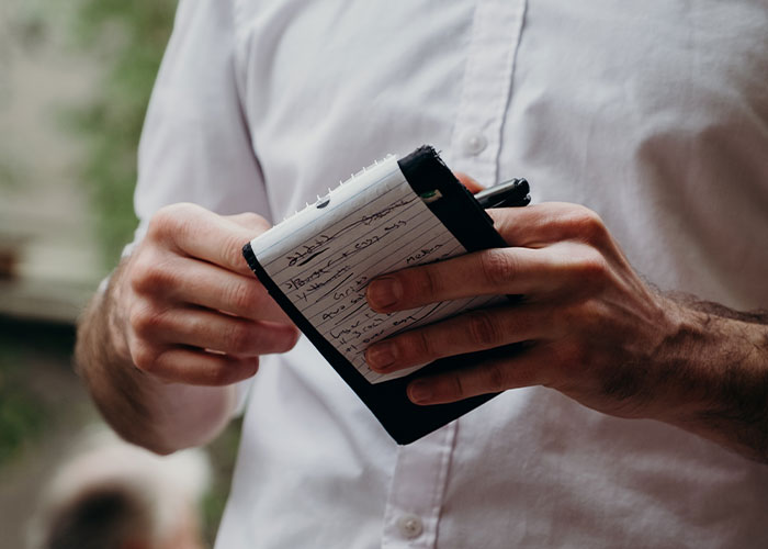 29 Restaurant Red Flags That Mean You Should Probably Not Eat There