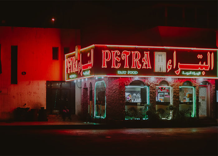 29 Restaurant Red Flags That Mean You Should Probably Not Eat There