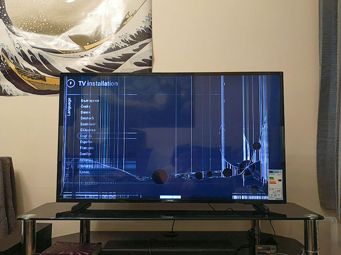 My Partner Ordered Our First Ever "Big Purchase" On The Black Friday Sale. Apparently, The Delivery Guy Dropped It Down The Stairs And Ran