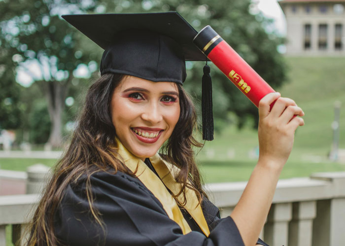 Boss&rsquo; Ultimatum Backfires When Employee Chooses To Quit, Chases Her Screaming