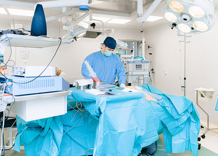 Boss&rsquo; Ultimatum Backfires When Employee Chooses To Quit, Chases Her Screaming