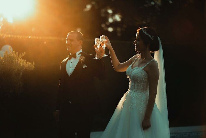 30 People Share Things They Saw At Weddings That Made Them Think A Divorce Was Coming