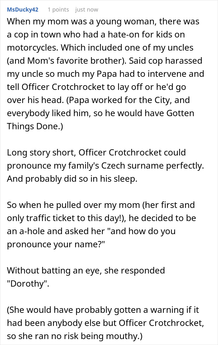 Woman Gets Rid Of Nosy Cop By Playing Dumb And Giving Absurdly Detailed Answers To Questions