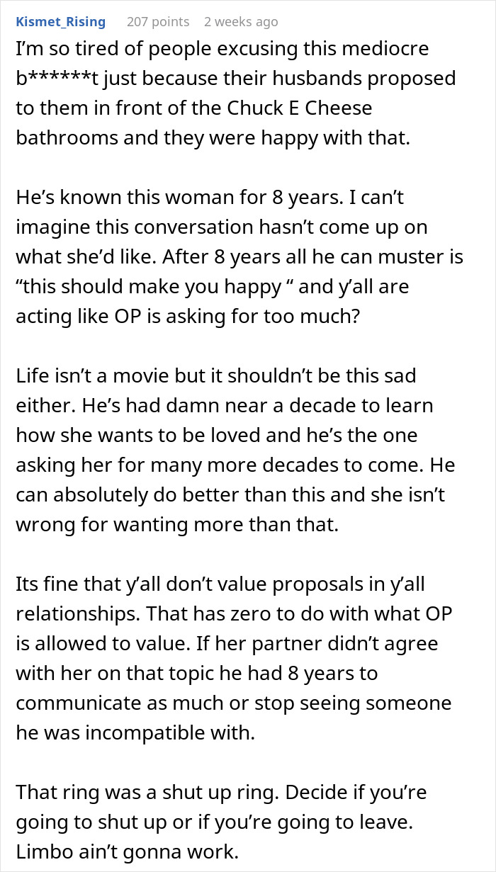 Woman Feels Guilty She Won't Be Able To Get Over Awful Proposal, People Tell Her To Run