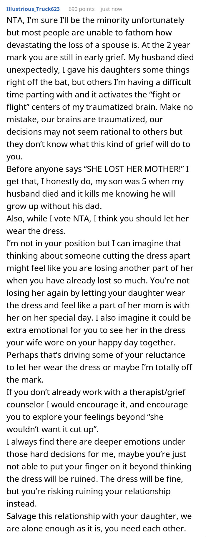 Man Refuses To Let His Late Wife&rsquo;s Wedding Dress Be Cut, Gets Called A Jerk By Family