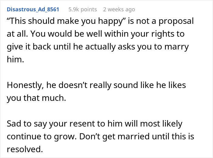 Woman Feels Guilty She Won't Be Able To Get Over Awful Proposal, People Tell Her To Run