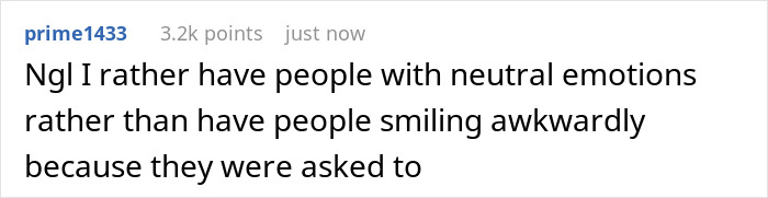 Clinic Worker Is Troubled That People In The Waiting Room Don&rsquo;t Smile, Asks &ldquo;What&rsquo;s Wrong, Y&rsquo;all&rdquo;