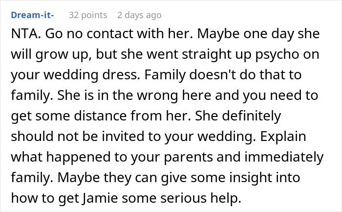 Woman Catches Jealous Sister About To Cut Her Wedding Dress, Bans Her From The Wedding Woman Catches Jealous Sister About To Cut Her Wedding Dress, Bans Her From The Wedding