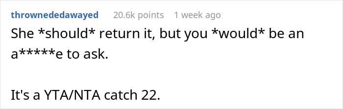 &ldquo;She Was Ugly Crying&rdquo;: Woman Wants To Get Her $4,500 Wedding Gift Back After Friend&rsquo;s Breakup