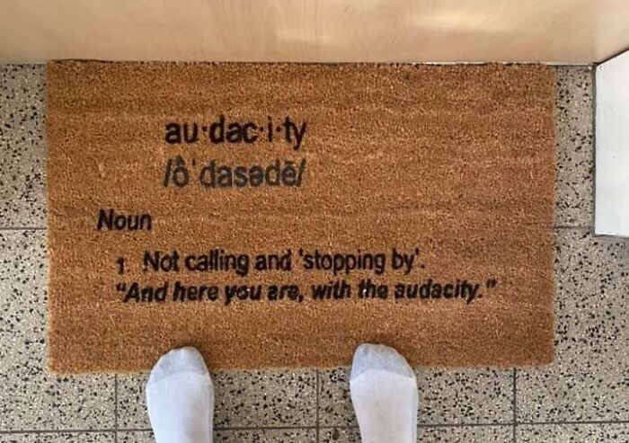 Confusing-Weird-Pics