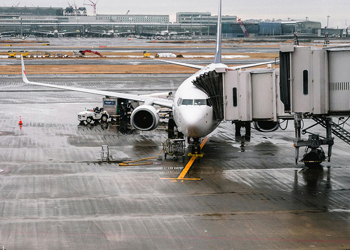 30 People Who Work In The Aviation Industry Share The Craziest Things They Have Seen