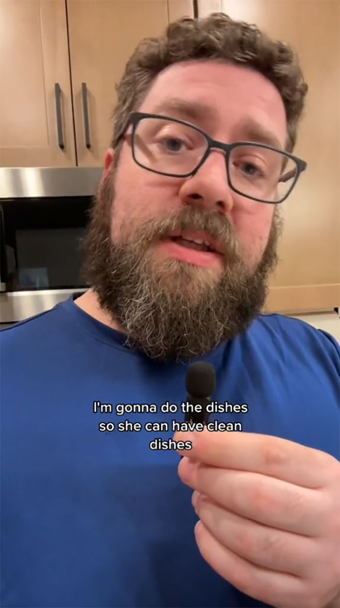 Guy Goes Viral For Reducing Wife&rsquo;s Mental Load, Internet Demands Husbandry Classes Immediately