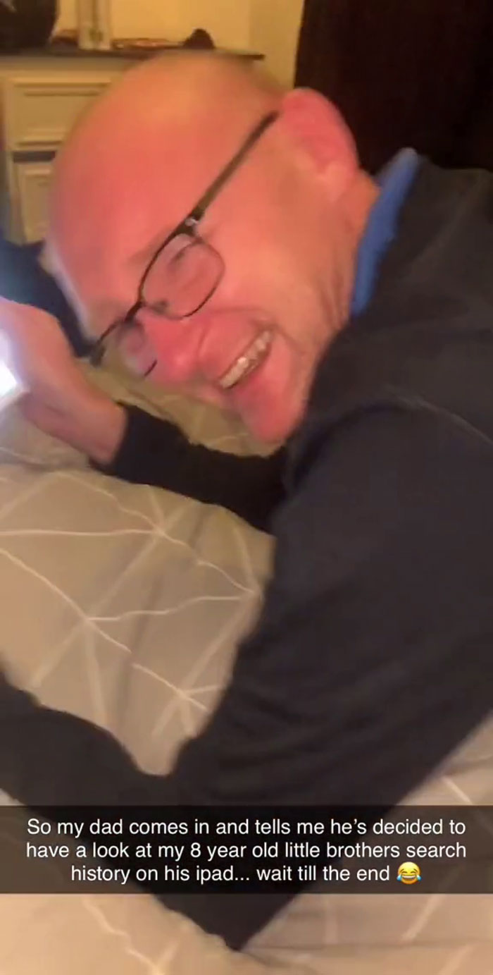 Dad And Netizens Are Collectively Mortified After Scrolling Through 8YO&rsquo;s Internet Browsing History