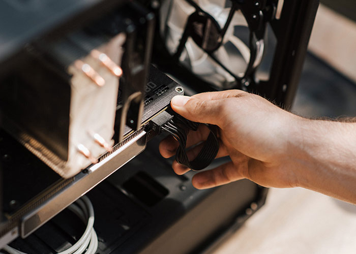 Coworkers Question Why Guy Keeps Leaving Early, He Maliciously Complies With &lsquo;Expectations&rsquo;