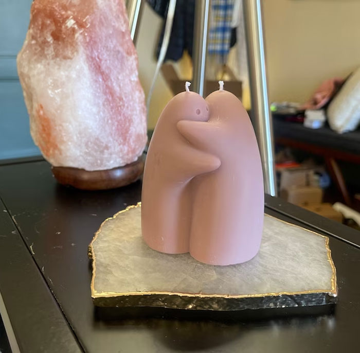 Huggy Shaped Candle: A heartwarming gift that infuses delightful scents and is sure to bring comfort just like a tight, warm hug.