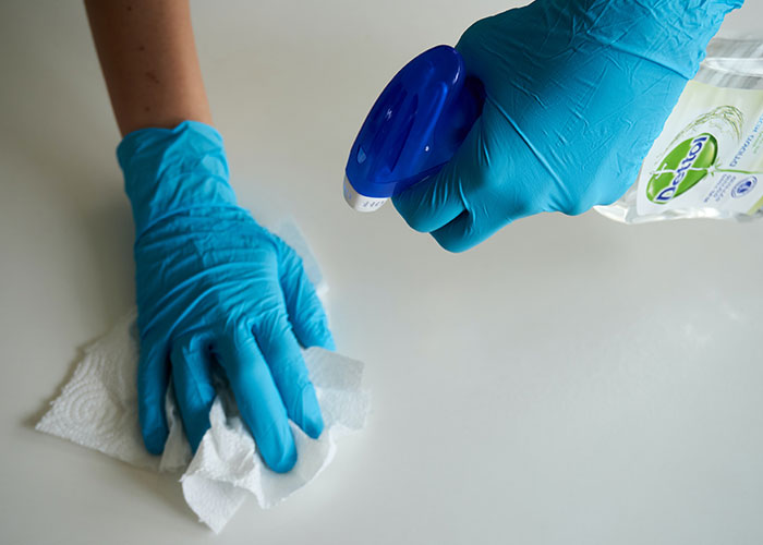 Family Of 4 Goes Through 3 Toilet Paper Rolls Per Day, Mom "Loses The Plot"