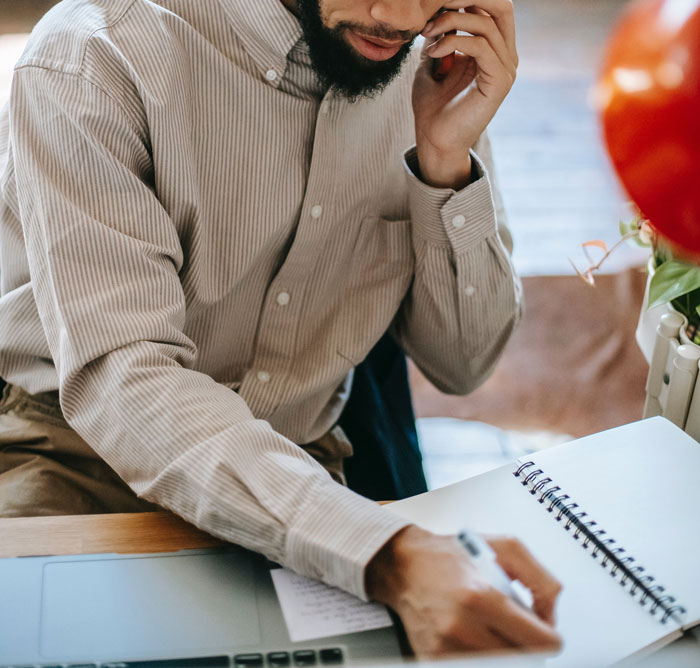 Father Who Is Too Entitled To End Calls Himself Forced To Pay For An Hour-Long International Call