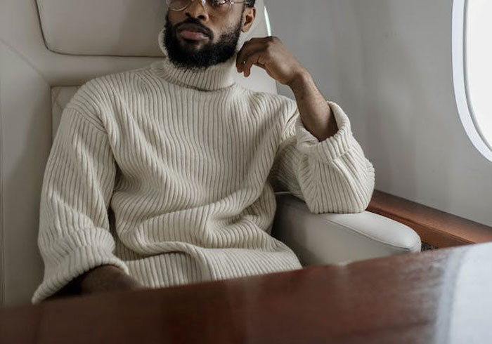 "Considers It Stealing": Woman Shares Why Flights Don't Give Out First-Class Upgrades "Considers It Stealing": Woman Shares Why Flights Don't Give Out First-Class Upgrades