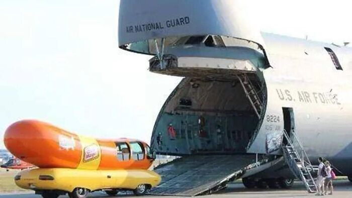 Food-In-Places-Shouldnt-Be-Pics