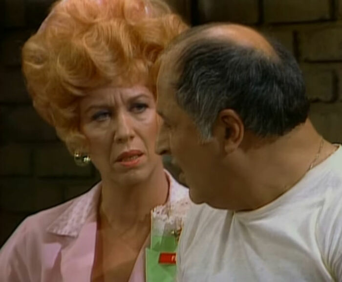 Flo talking with man from Alice