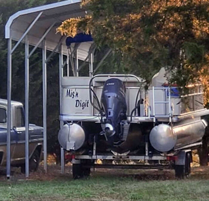 Friend's Neighbor Got A Settlement For Their Dog Biting Off Her Thumb. The Boat Showed Up Shortly After