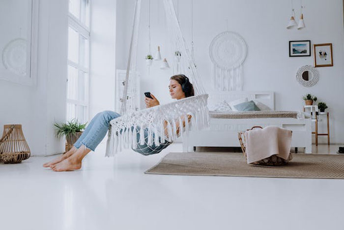 How Gen Z Home Decor Is Different From Millennials', Explained By This Interior Designer