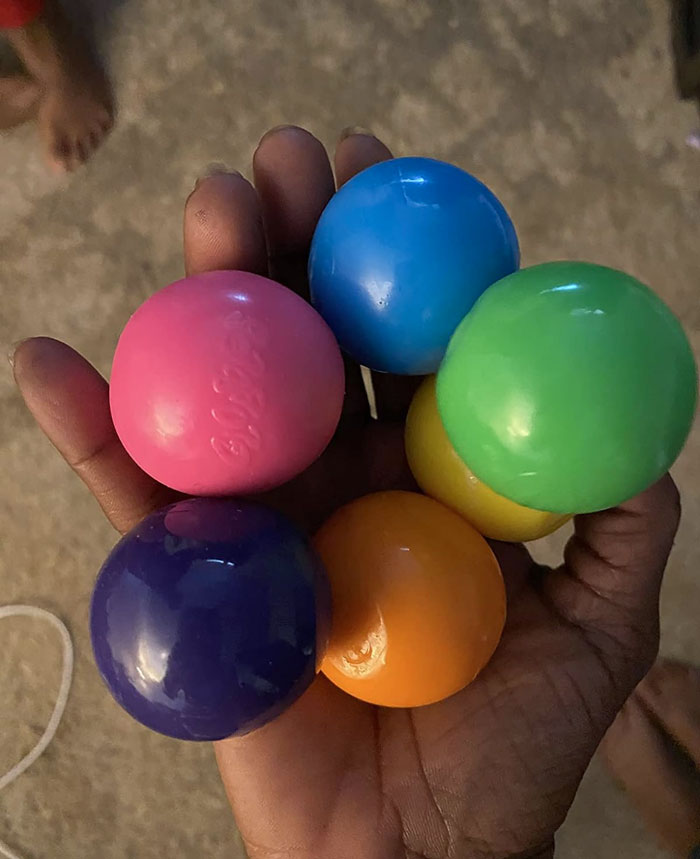  Crayola Globbles Fidget Toy : The Washable And Vibrant Stress-Busters That Make Kids And Adults Alike Stick, Stack, Squish, And Sling Their Anxieties Away.