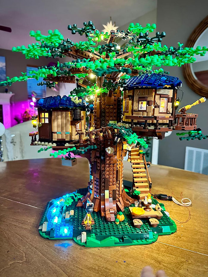  LEGO Ideas Tree House : To Make Every Season Unforgettable, A Gift That Transforms Into A Summer Or Fall Escape Complete With Cabins, Accessories And Precious Family Memories - Something That'll Make You The Coolest Gift-Giver Ever!