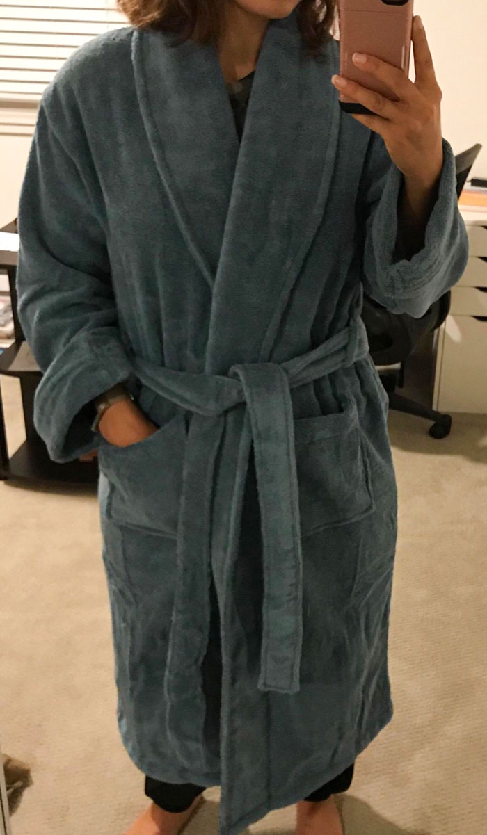  Pinzon Unisex Terry Bathrobe: Plush Terry-Cotton Comfort For A Spa-Like Vibe They'll Adore, Perfect For Those Self-Care Sundays Or Just Lounging Around With A Cup Of Hot Cocoa.