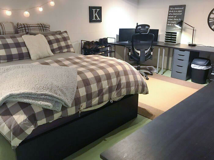 My Son Asked Me To "Cozy Up" His Basement Bedroom Before He Comes Home For Thanksgiving. Did I Deliver?