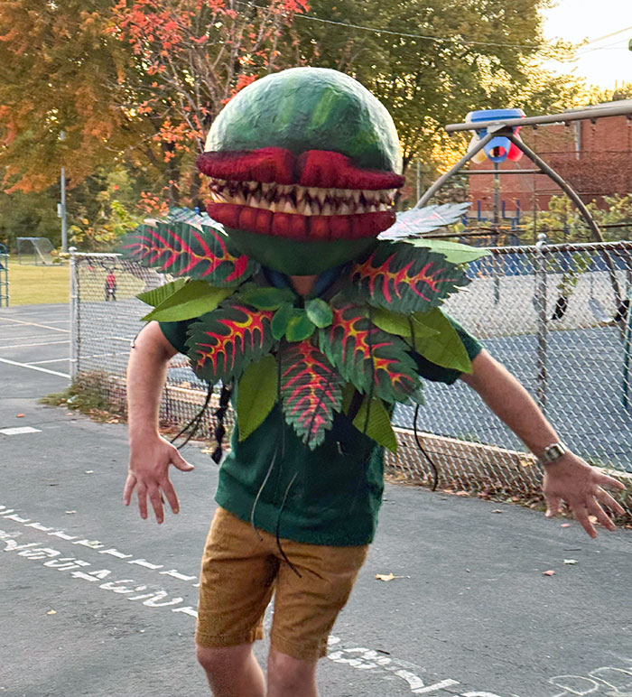 My Daughter Begged Me To Make A Costume, But She Was Too Nervous To Wear It To School. So Her Dad Wore It There Instead