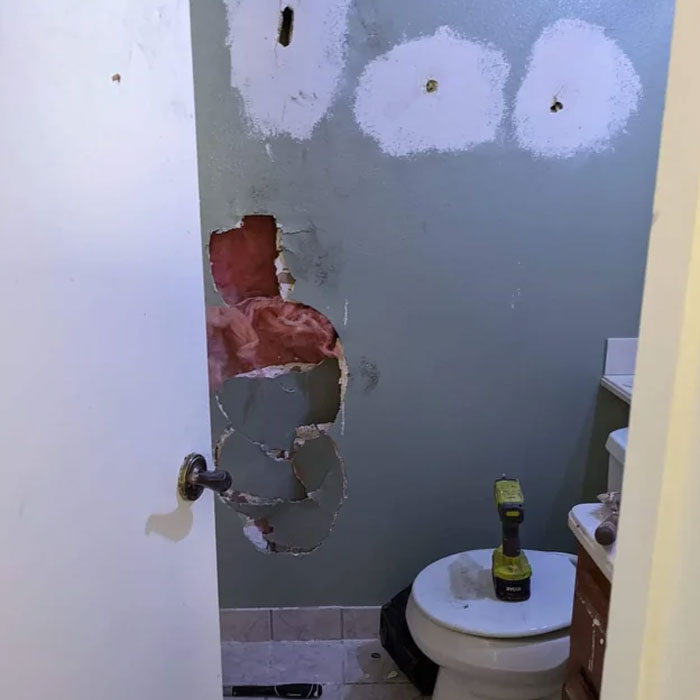 &ldquo;Trash My Condo After Years Of Kindness, Pay The Price&rdquo;: Landlord Sues A Family That Ruined A Condo