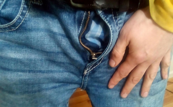 30 People Share The Wildest Things They've Witnessed While Waiting To Be Treated By The ER